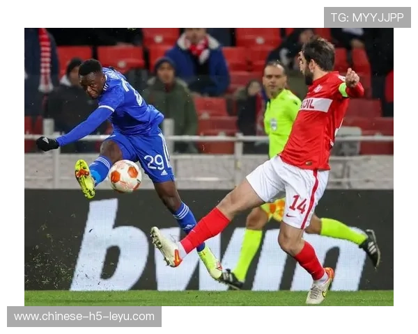 从三连胜到主场失利：科莫黑马神话面临现实考验